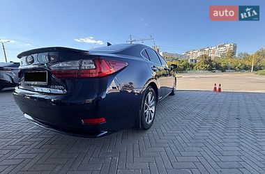 Седан Lexus ES 2015 в Харькове