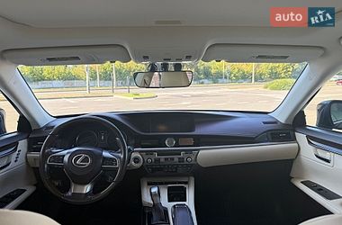 Седан Lexus ES 2015 в Харькове