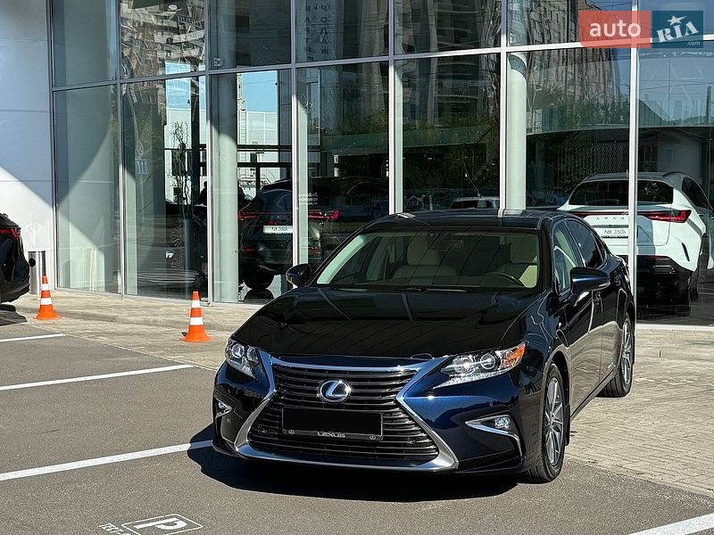 Седан Lexus ES 2015 в Харькове