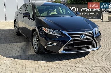 Седан Lexus ES 2015 в Харькове