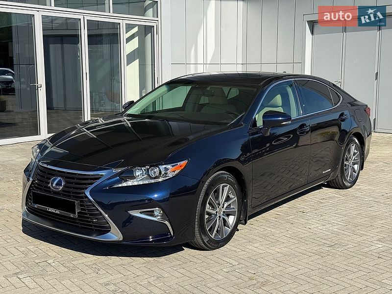 Седан Lexus ES 2015 в Харькове