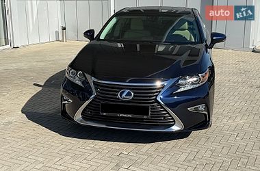 Седан Lexus ES 2015 в Харькове