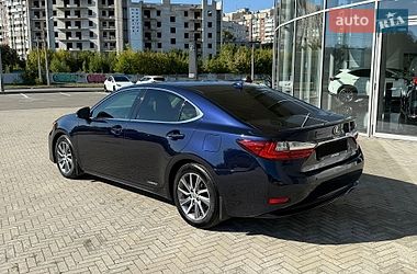 Седан Lexus ES 2015 в Харькове