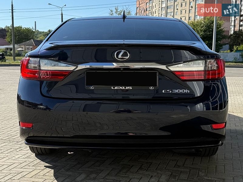 Седан Lexus ES 2015 в Харькове