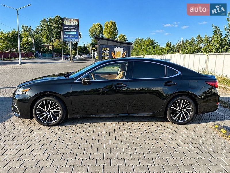 Седан Lexus ES 2016 в Києві фото 6 Седан Lexus ES 2016 в Києві