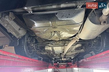 Седан Lexus ES 2005 в Брошневі