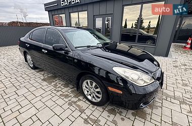 Седан Lexus ES 2005 в Брошневі