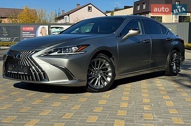 Седан Lexus ES 2023 в Вінниці