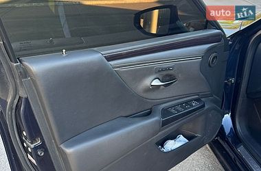 Седан Lexus ES 2021 в Киеве