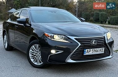 Седан Lexus ES 2017 в Днепре