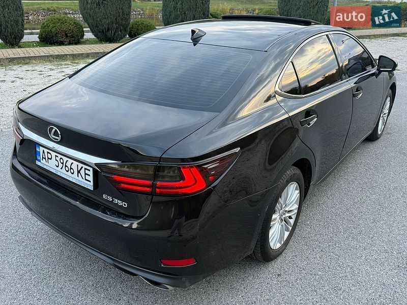 Седан Lexus ES 2017 в Днепре