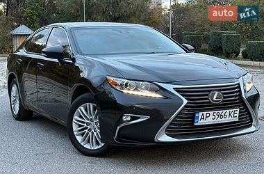 Седан Lexus ES 2017 в Днепре