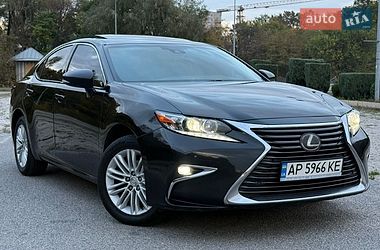Седан Lexus ES 2017 в Днепре