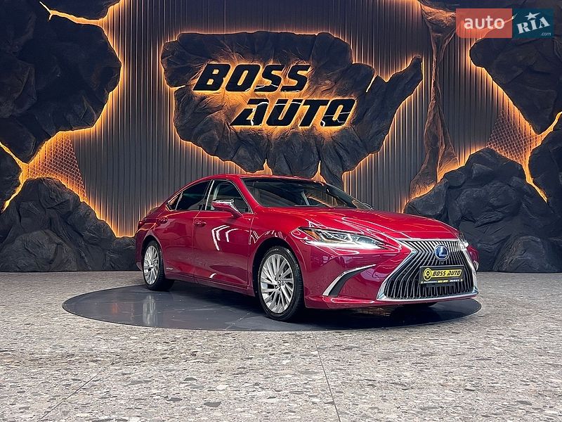 Lexus ES 2019