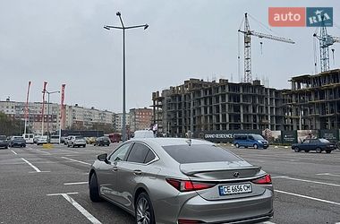 Седан Lexus ES 2024 в Черновцах