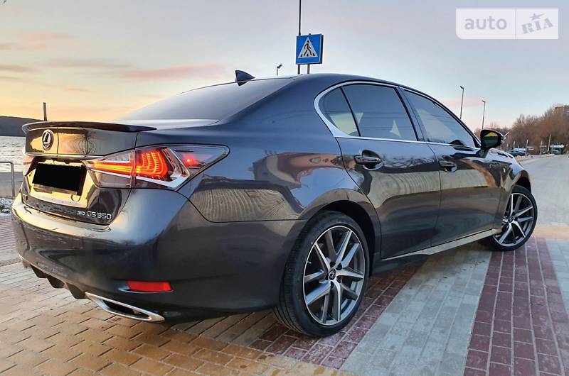 Седан Lexus GS 2017 в Тернополі