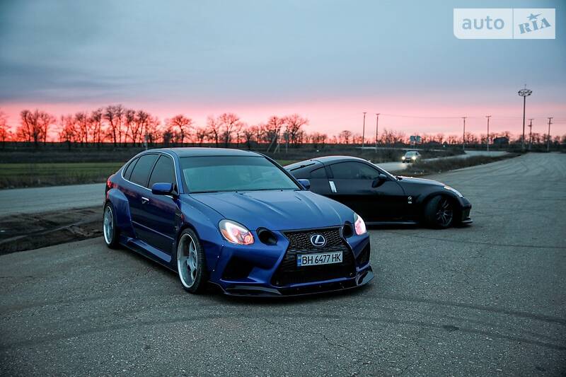 Седан Lexus GS 2000 в 