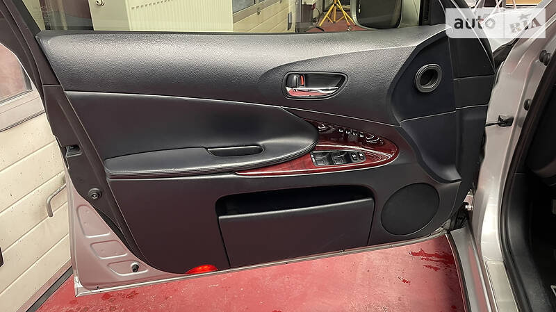 Седан Lexus GS 2007 в Киеве