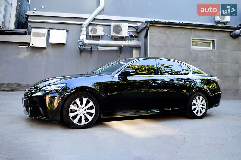 Седан Lexus GS 2016 в Киеве