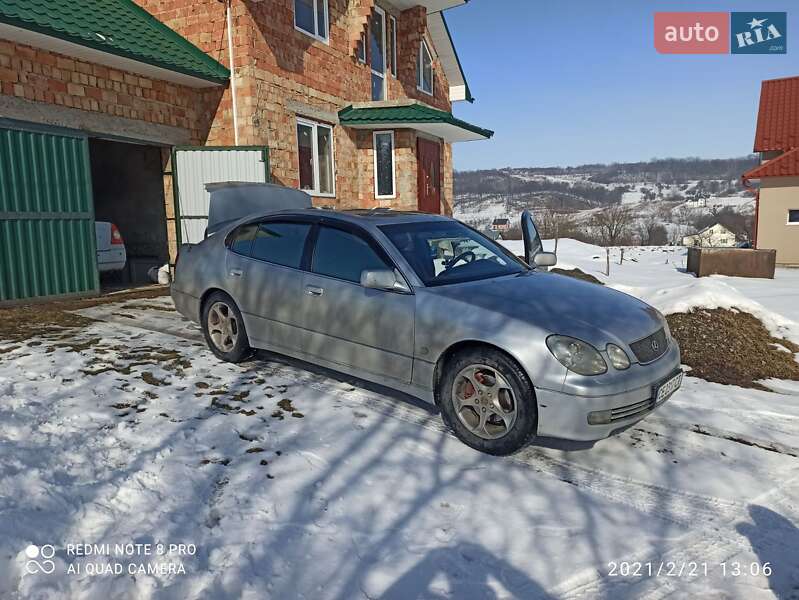 Седан Lexus GS 1999 в Черновцах