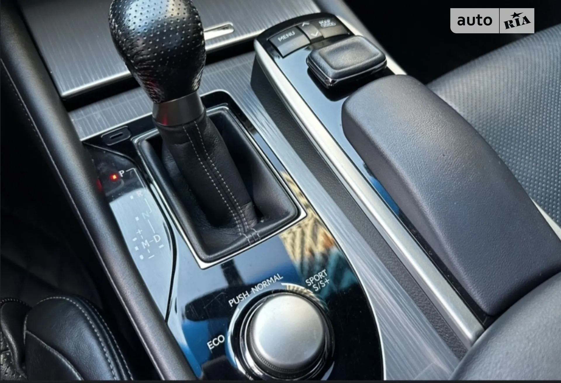 2015 Lexus GS - мініатюра 29