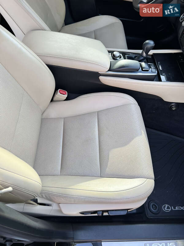 Седан Lexus GS 2012 в Дніпрі фото 31 Седан Lexus GS 2012 в Дніпрі