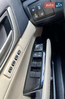 Седан Lexus GS 2012 в 