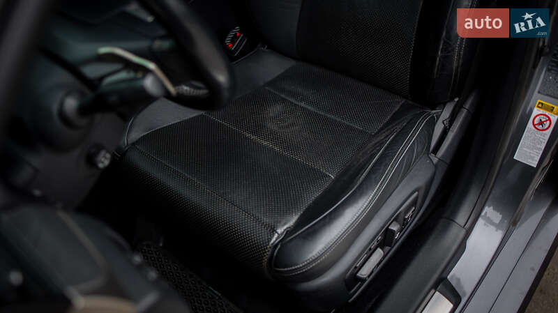 Седан Lexus GS 2012 в Черновцах