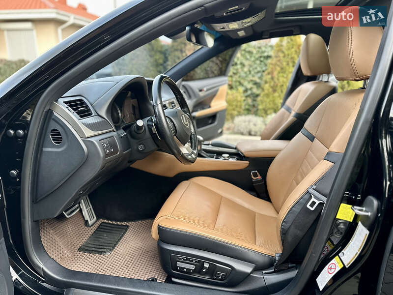 Седан Lexus GS 2017 в Одесі