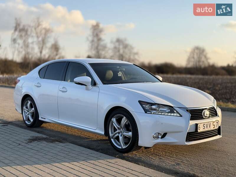 Седан Lexus GS 2014 в Львові
