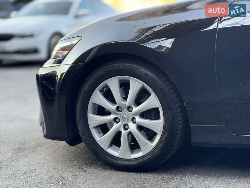 Седан Lexus GS 2017 в Києві