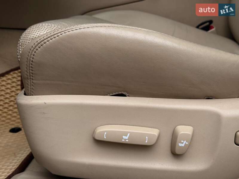 Седан Lexus GS 2008 в Львові