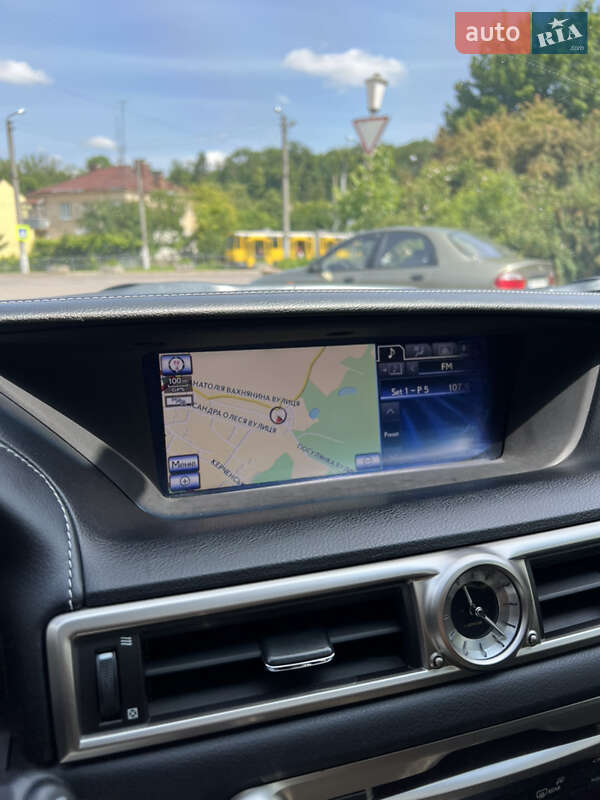 Седан Lexus GS 2013 в Львове