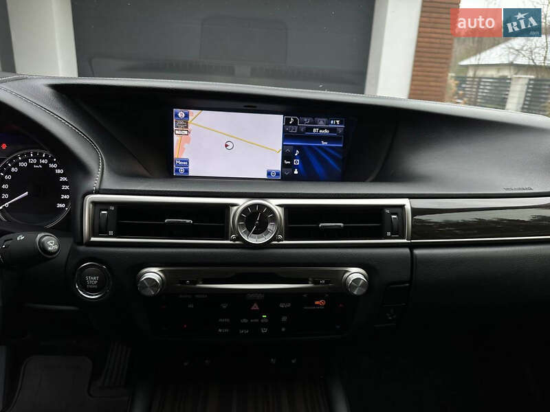 Седан Lexus GS 2012 в Мукачево