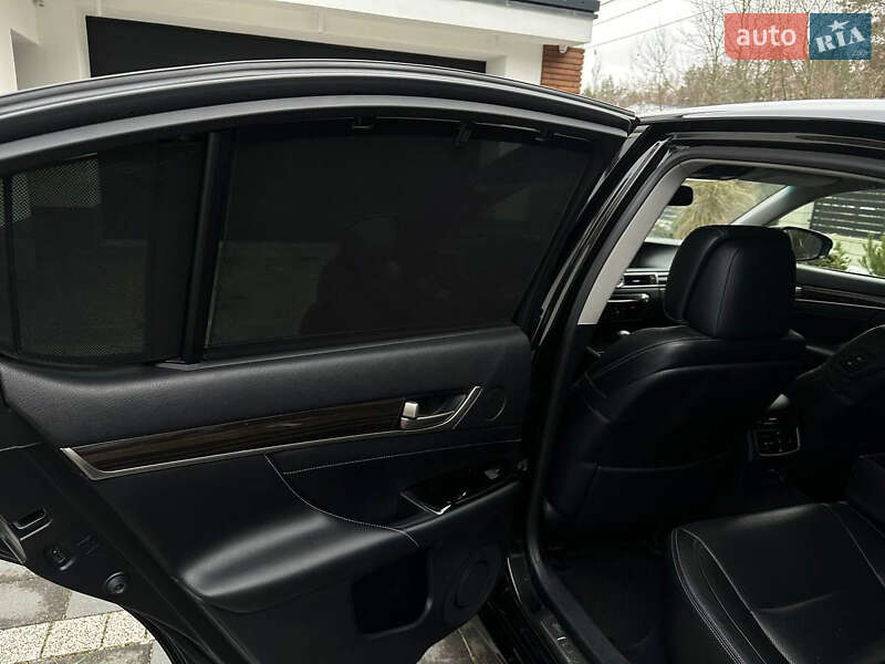 Седан Lexus GS 2012 в Мукачево