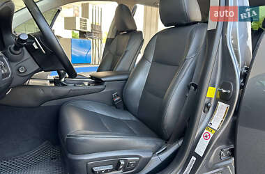 Седан Lexus GS 2014 в 