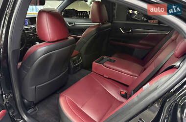 Седан Lexus GS 2016 в 