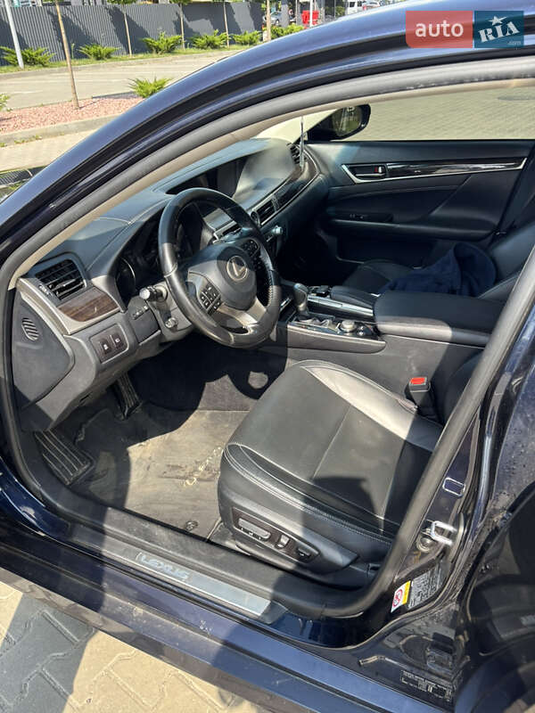 Седан Lexus GS 2017 в Львове фото 6 Седан Lexus GS 2017 в Львове