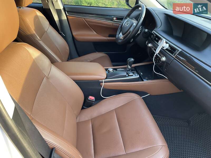 Седан Lexus GS 2014 в Хмельницком