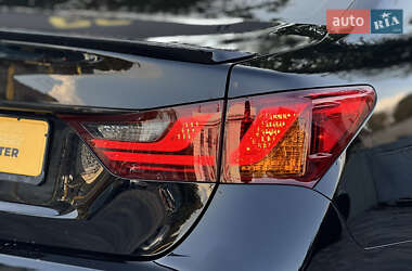 Седан Lexus GS 2012 в 