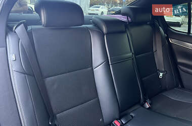 Седан Lexus GS 2012 в 