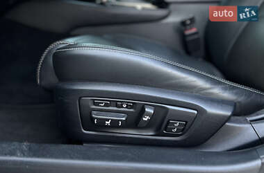 Седан Lexus GS 2012 в 