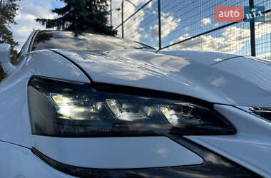Седан Lexus GS 2016 в 
