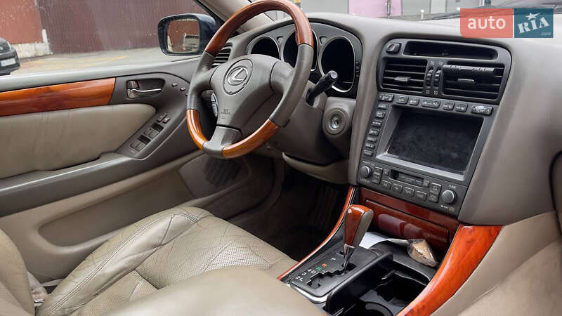 Седан Lexus GS 2000 в Києві