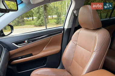 Седан Lexus GS 2013 в 