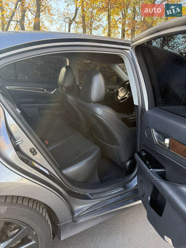 Седан Lexus GS 2014 в Черкассах