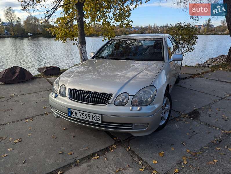 Седан Lexus GS 2002 в Киеве
