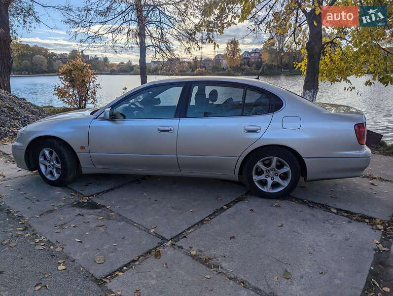 Седан Lexus GS 2002 в Киеве