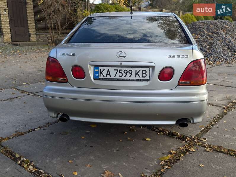 Седан Lexus GS 2002 в Киеве