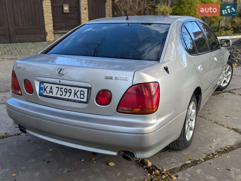 Седан Lexus GS 2002 в Киеве